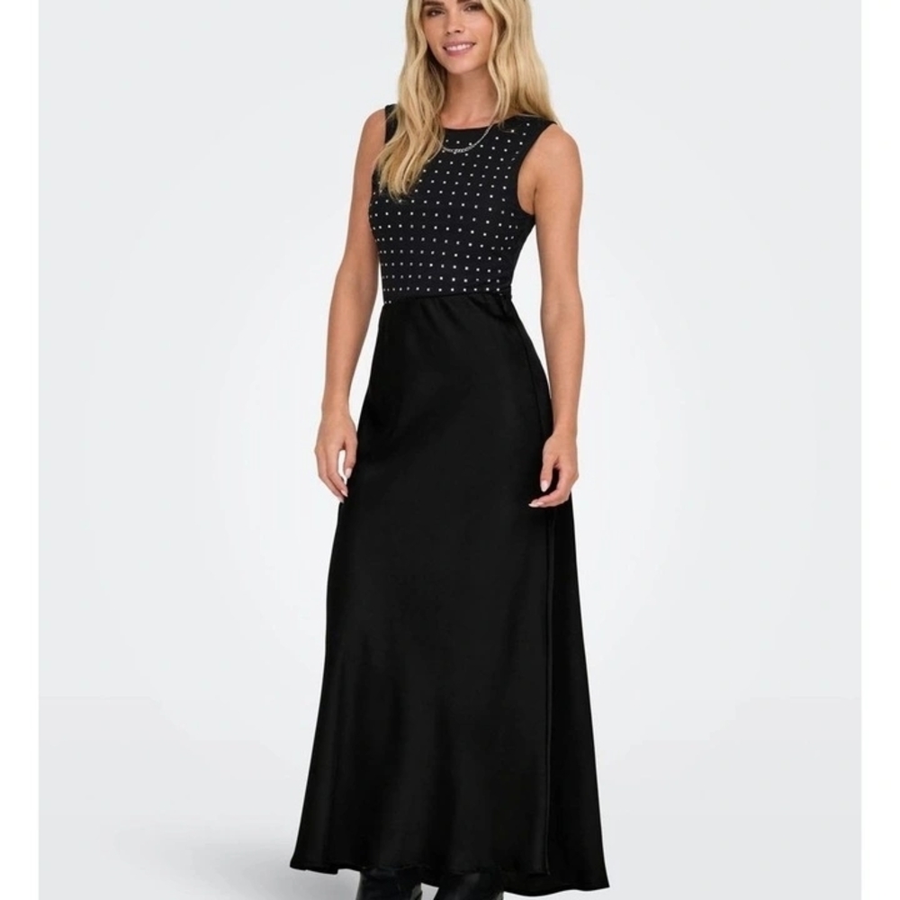 Only Black Satin Skirt
